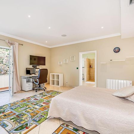 Villa Svim, Walking Distance To The Beach! Marbella Esterno foto