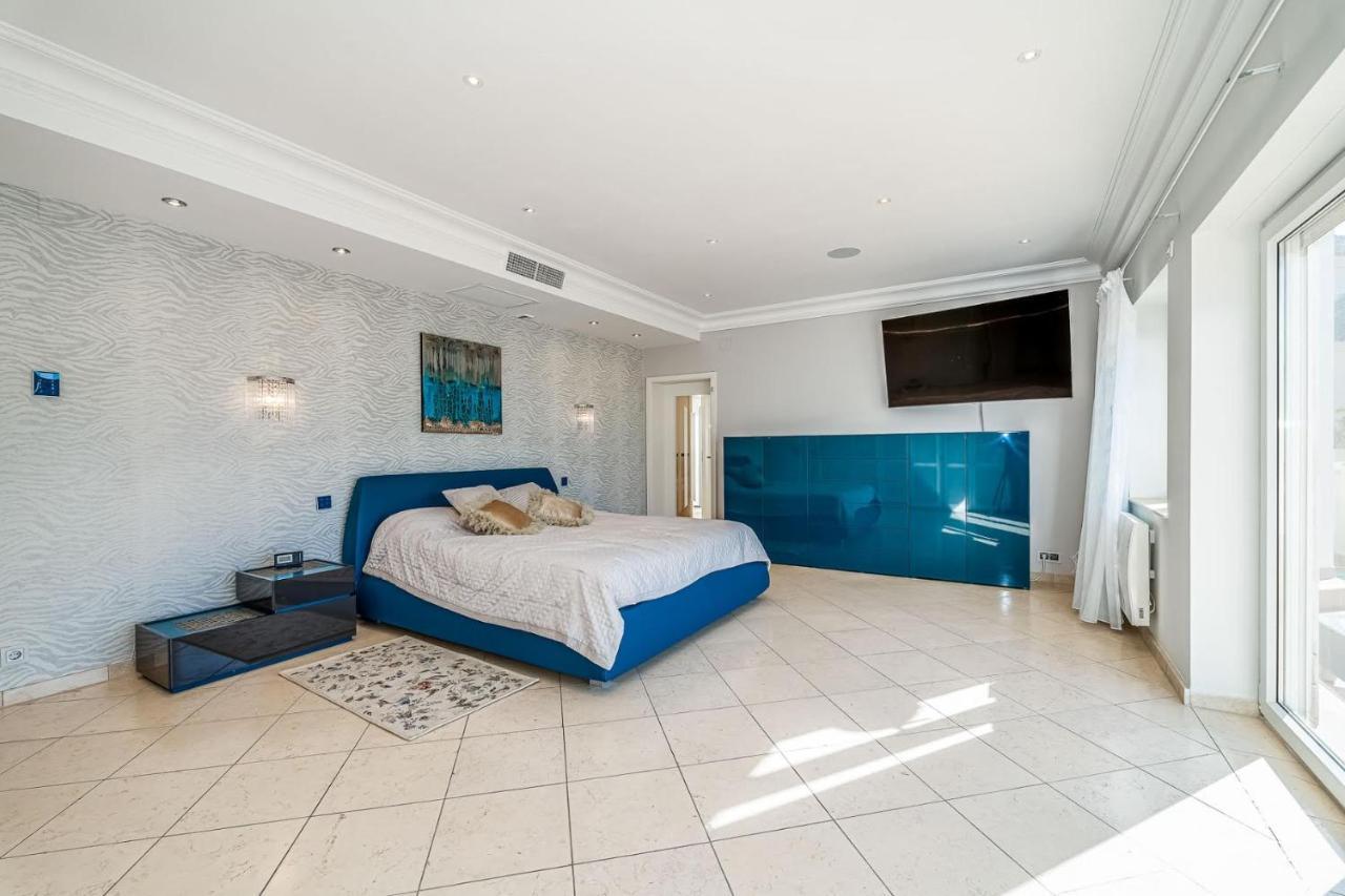 Villa Svim, Walking Distance To The Beach! Marbella Esterno foto