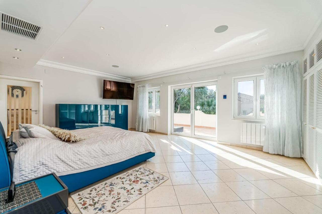 Villa Svim, Walking Distance To The Beach! Marbella Esterno foto