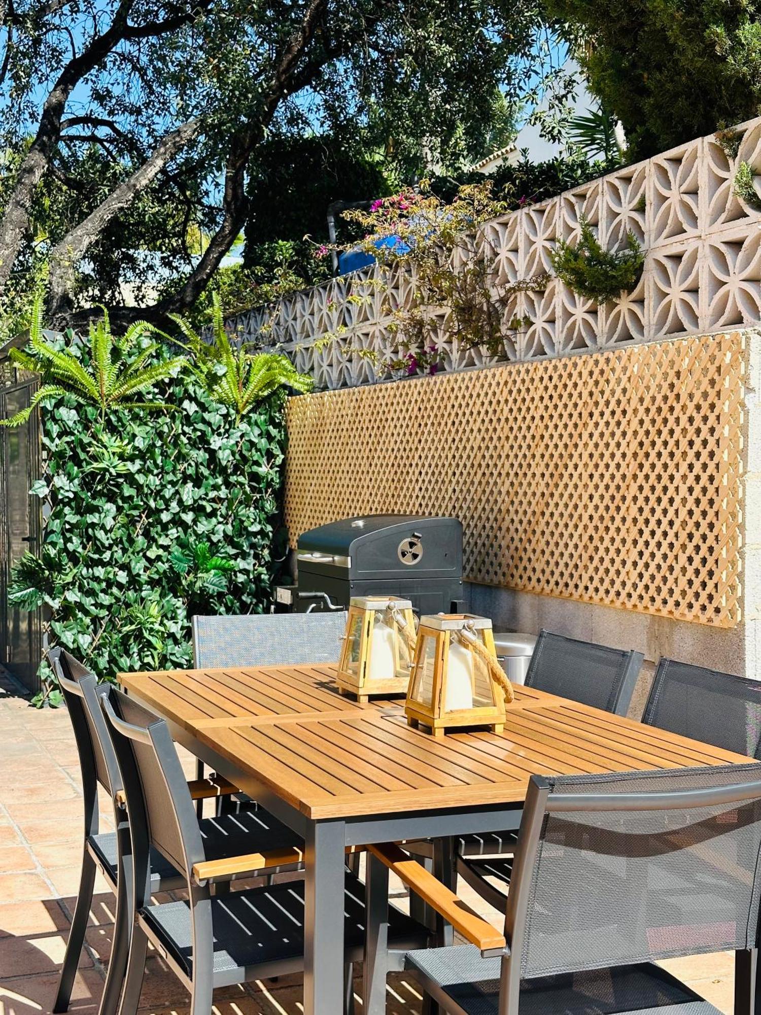 Villa Svim, Walking Distance To The Beach! Marbella Esterno foto